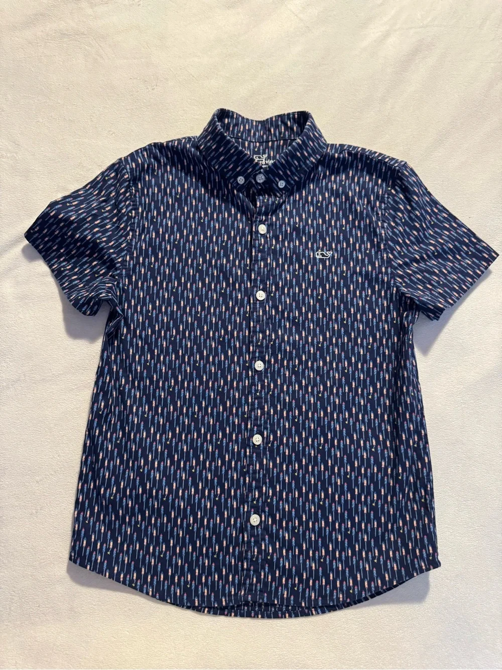Vineyard Vines navy short